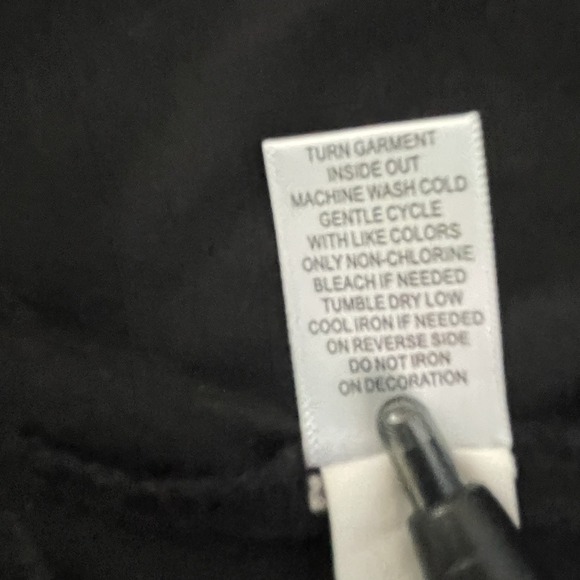 One World Top Size L  Black Goth Floral Rhinestone Studded Skull Whimsical - Picture 11 of 12